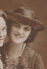 pict10112.jpg [162x237]