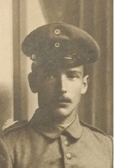 pict1015.jpg [160x237]