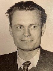 pict899.jpg [177x237]